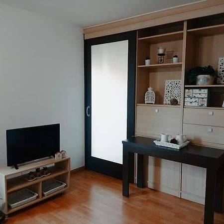 Acogedor Apartamento Con Piscina Y Garaje Huesca Exterior foto